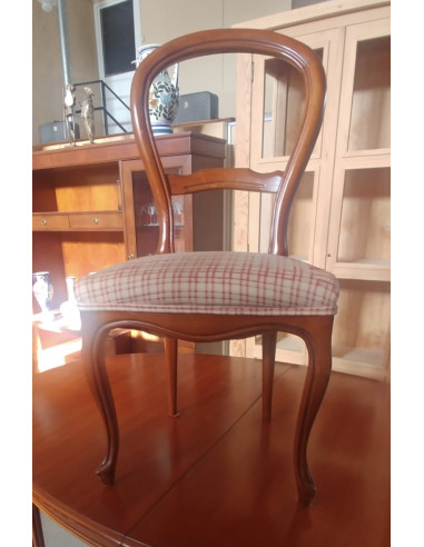 CONJUNTO MESA Y SILLAS