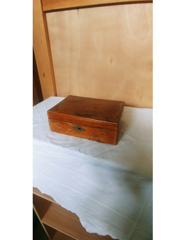 CAJA DE MADERA