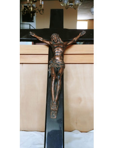 CRUCIFIJO NEGRO 2