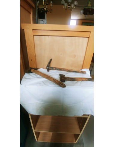 PICA Y MARTILLOS ANTIGUOS