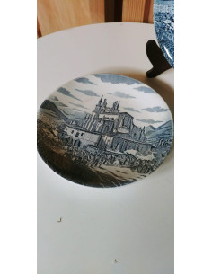 2 PLATOS MONUMENTO 2