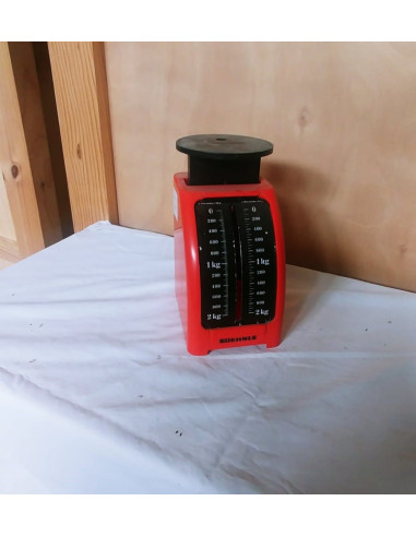 BASCULA ROJA