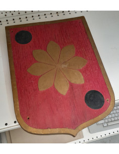 ESCUDO DE MADERA