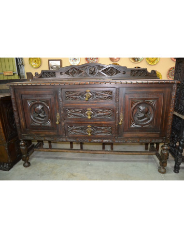 APARADOR TALLADO ESTILO RENACIMIENTO